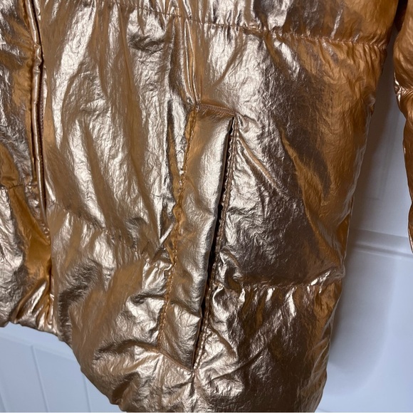 Old Navy Rose Gold Puffer Jacket Small Metallic Ski Street Style - Picture 5 of 8